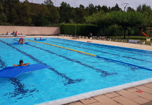 A piscina municipal do Concello de Touro voltará o próximo verán